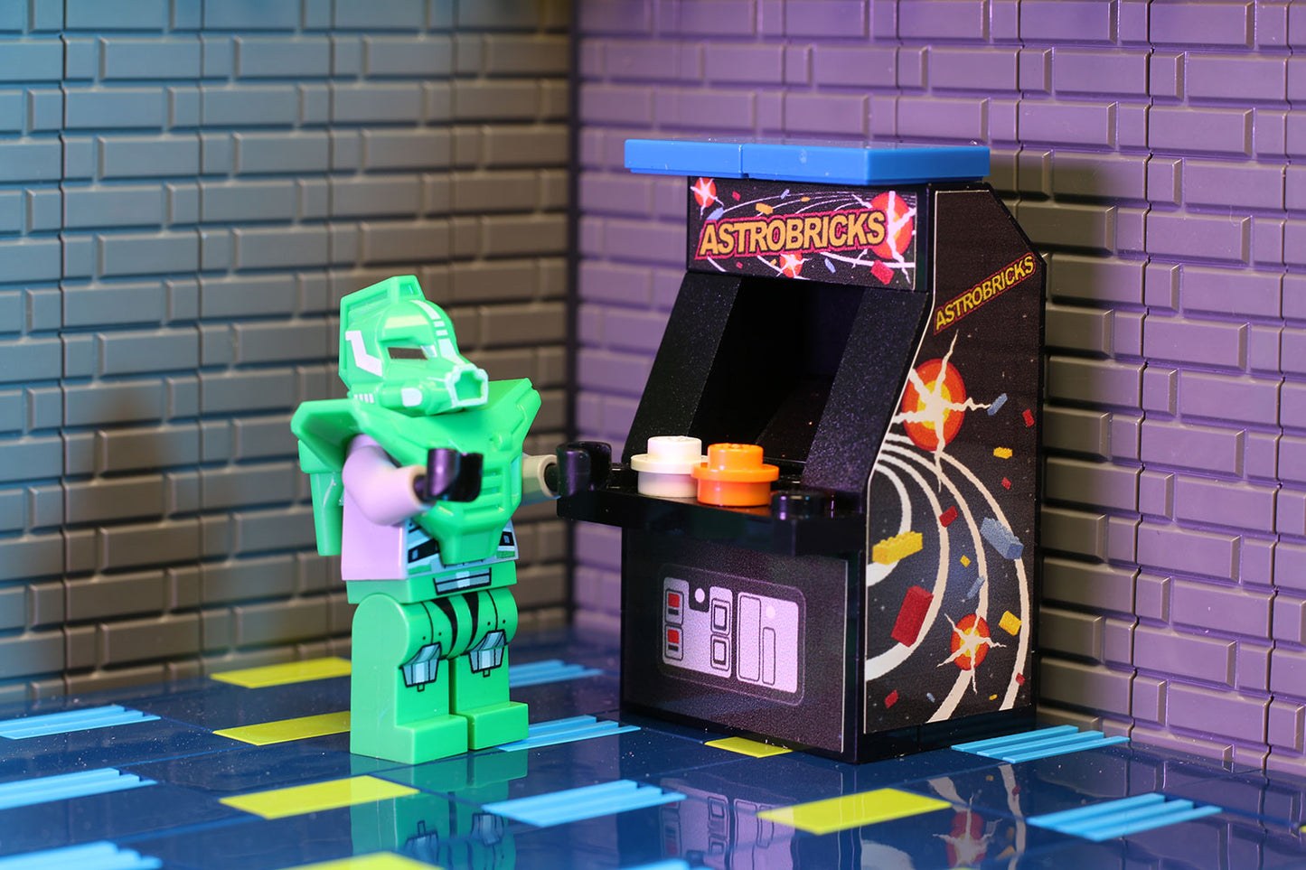 Astrobricks Arcade Machine made using LEGO parts - B3 Customs